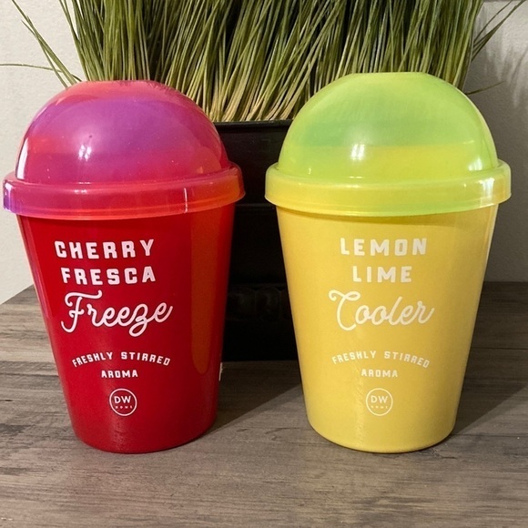 NEW- DW HOME CHERRY FRESCA FREEZE & LEMON LIME COOLER LARGE CANDLES - Picture 1 of 6